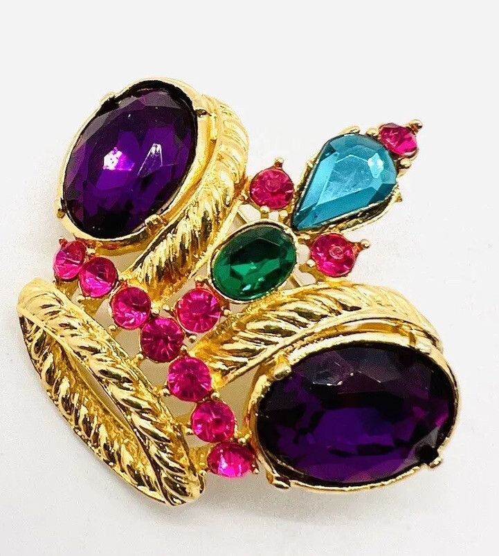 Jewel Tone Cabochon Regal Crown Brooch Prince of Wales Feathers Vintage Jewelry