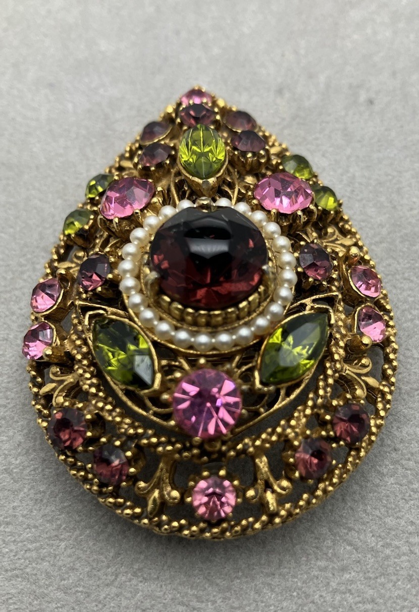 Vintage Goldtone Florenza Brooch Purple/Green Rhinestone Faux Pearls 2.25 Inch