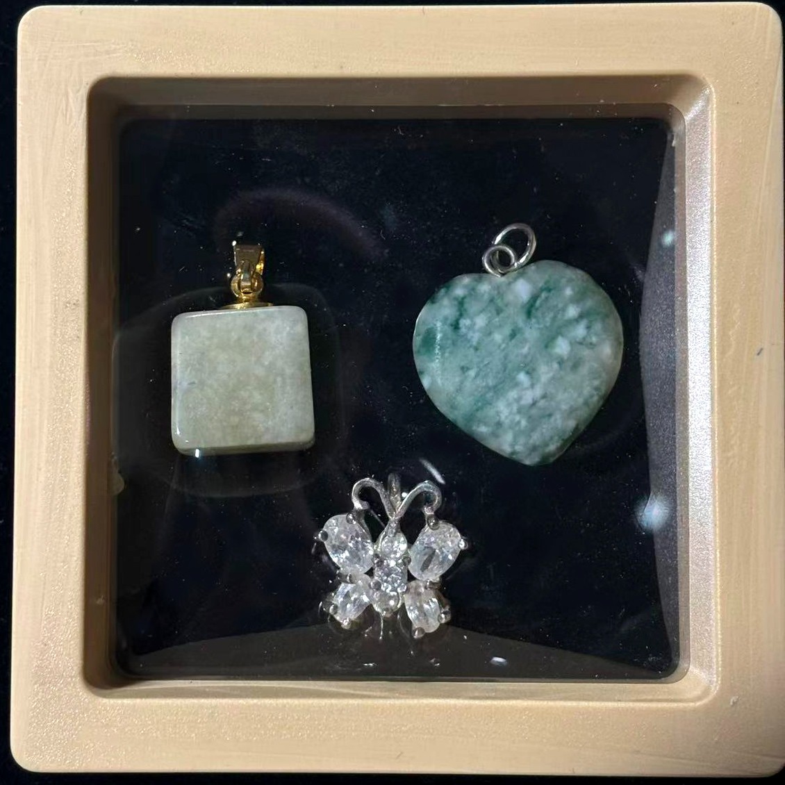 Vintage 2 pcs Jade and 1 pc Rhinestone Silver Small Pandants, box+3 necklaces