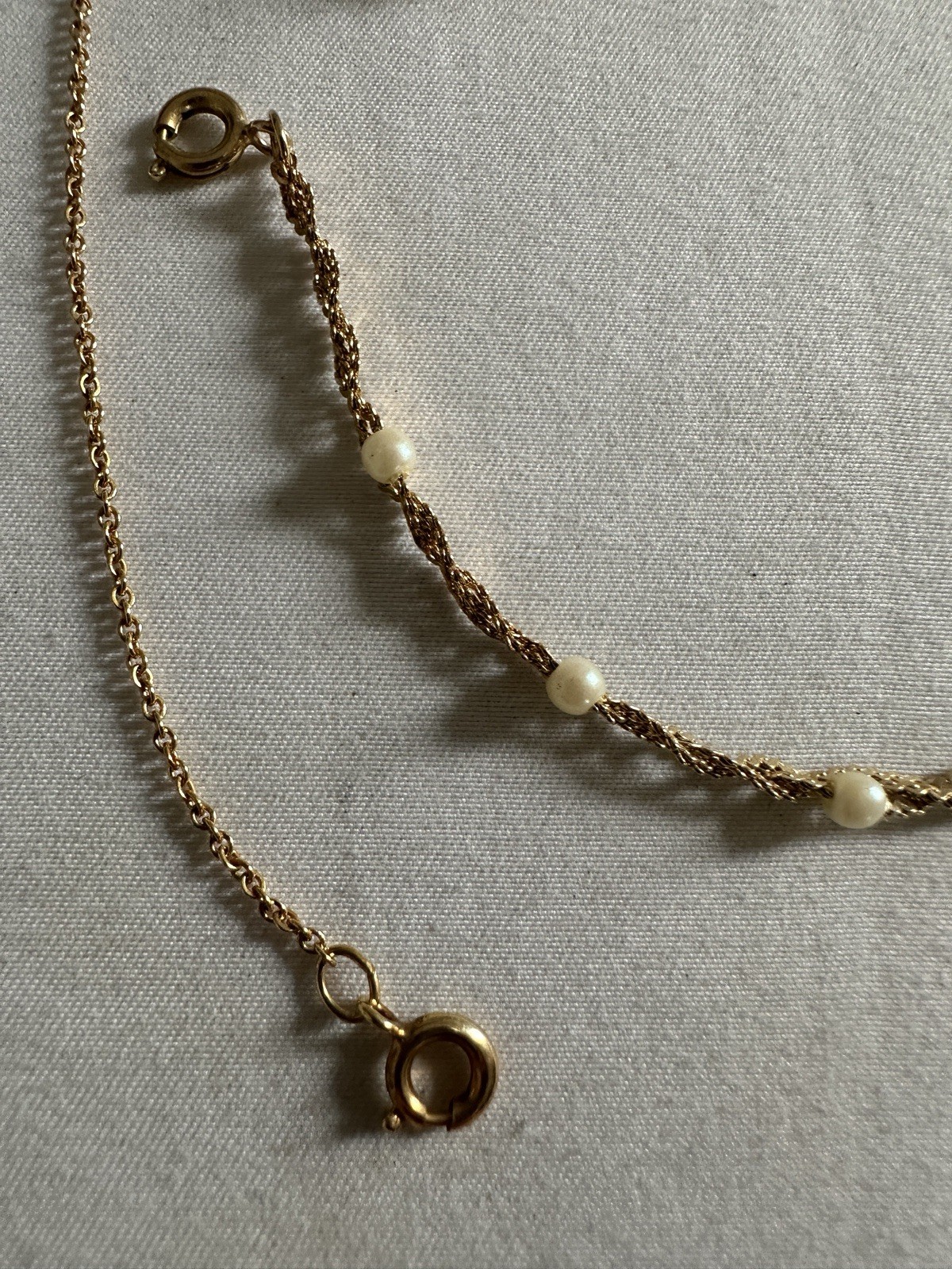 vintage faux pearl jewelry lot Necklace Bracelet Brooch Gold Tone
