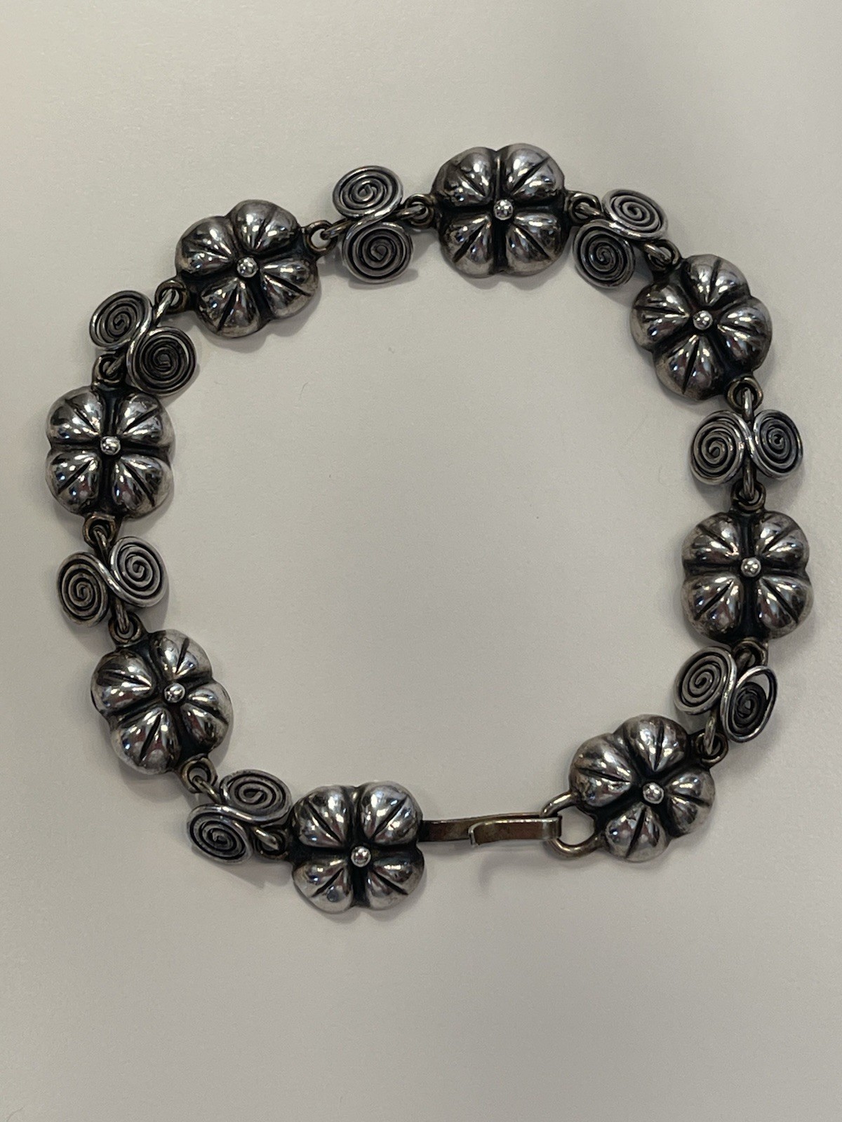 Mid-Century Taxco Sterling Silver 925 Flower & Spiral Bracelet