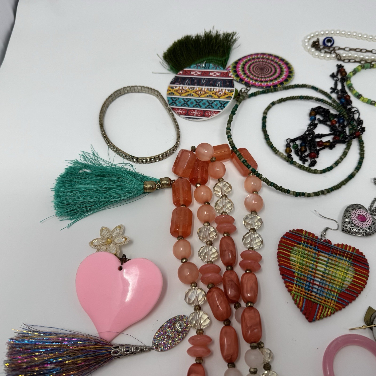 1 Lb Lot Mix of Single Earrings and Craft Junk Broken Jewelry Vintage Modern