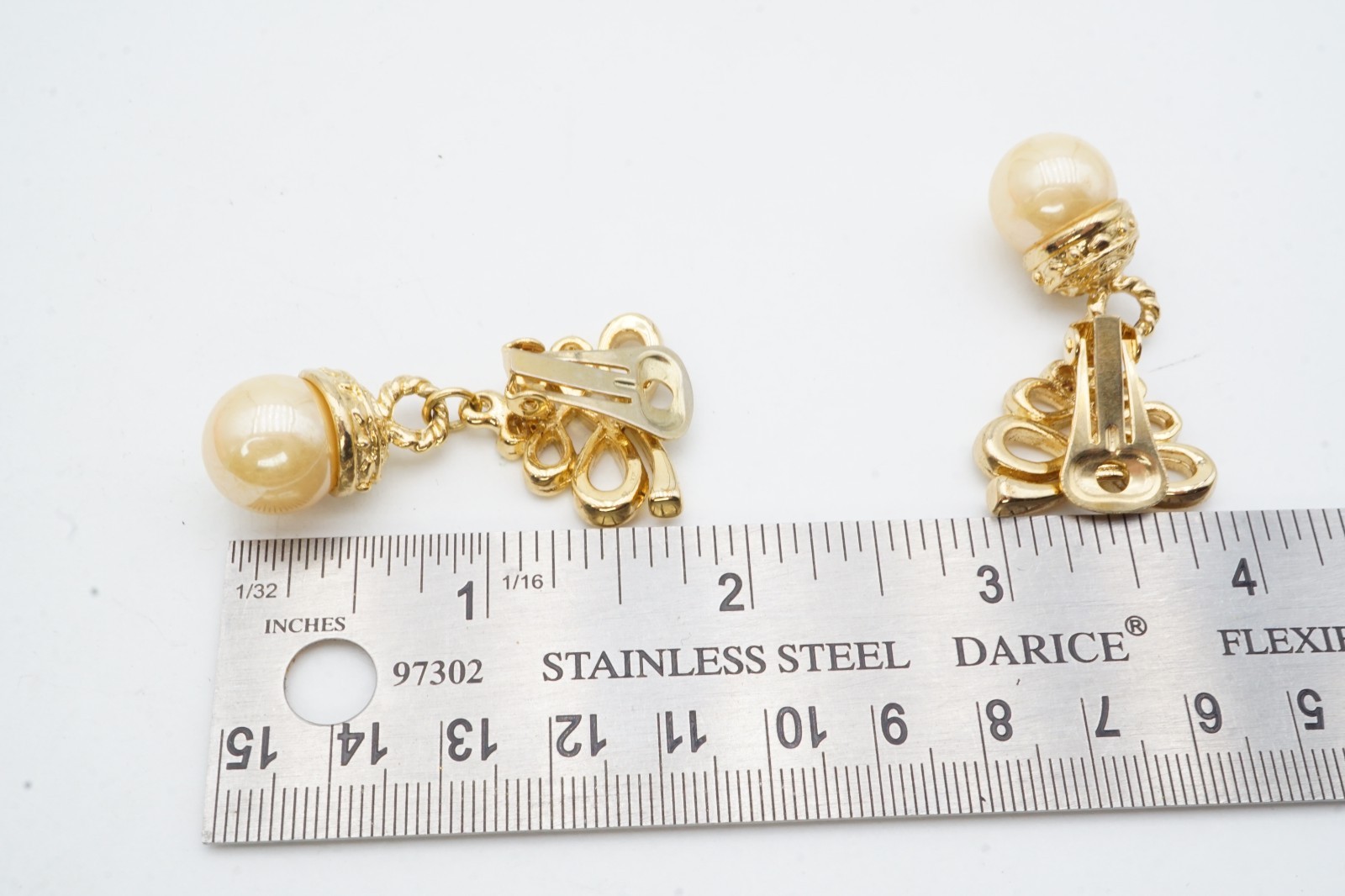 Vintage Clip On Earrings Gold Tone Faux Pearl F4
