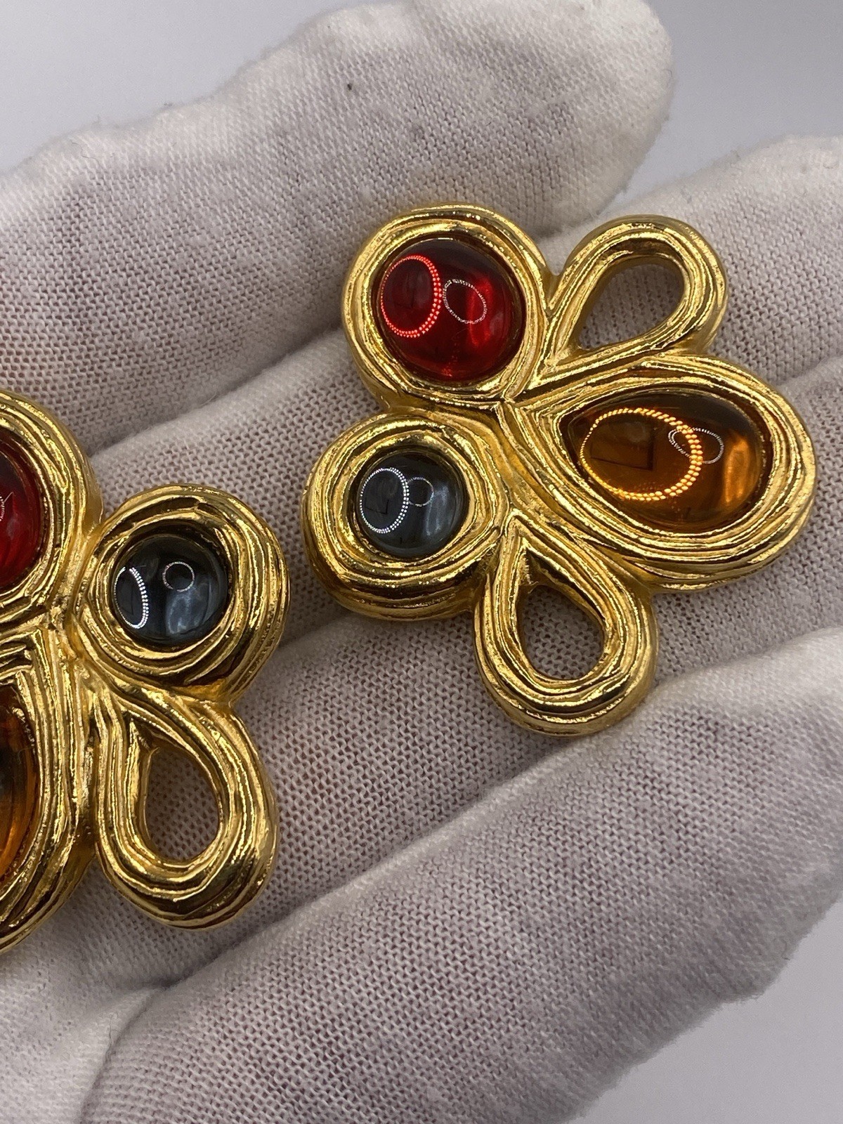Givenchy Vintage Gripoix Clip Earrings Gold Tone