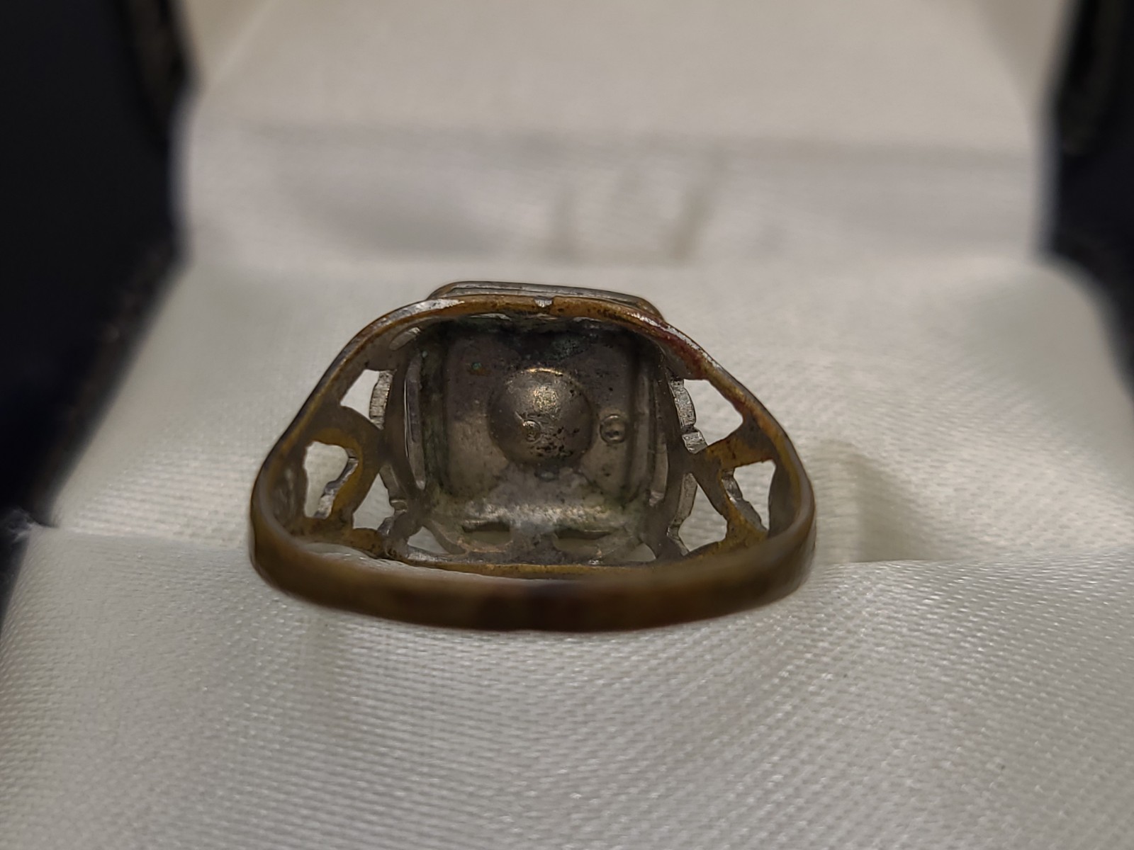 Vintage Cowen Gold Tone Blue Clear Glass Stone Ring Size 5.5-6