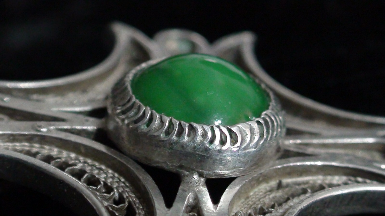 800 Silver Vintage Egypt Filigree and Green Stone Pendant