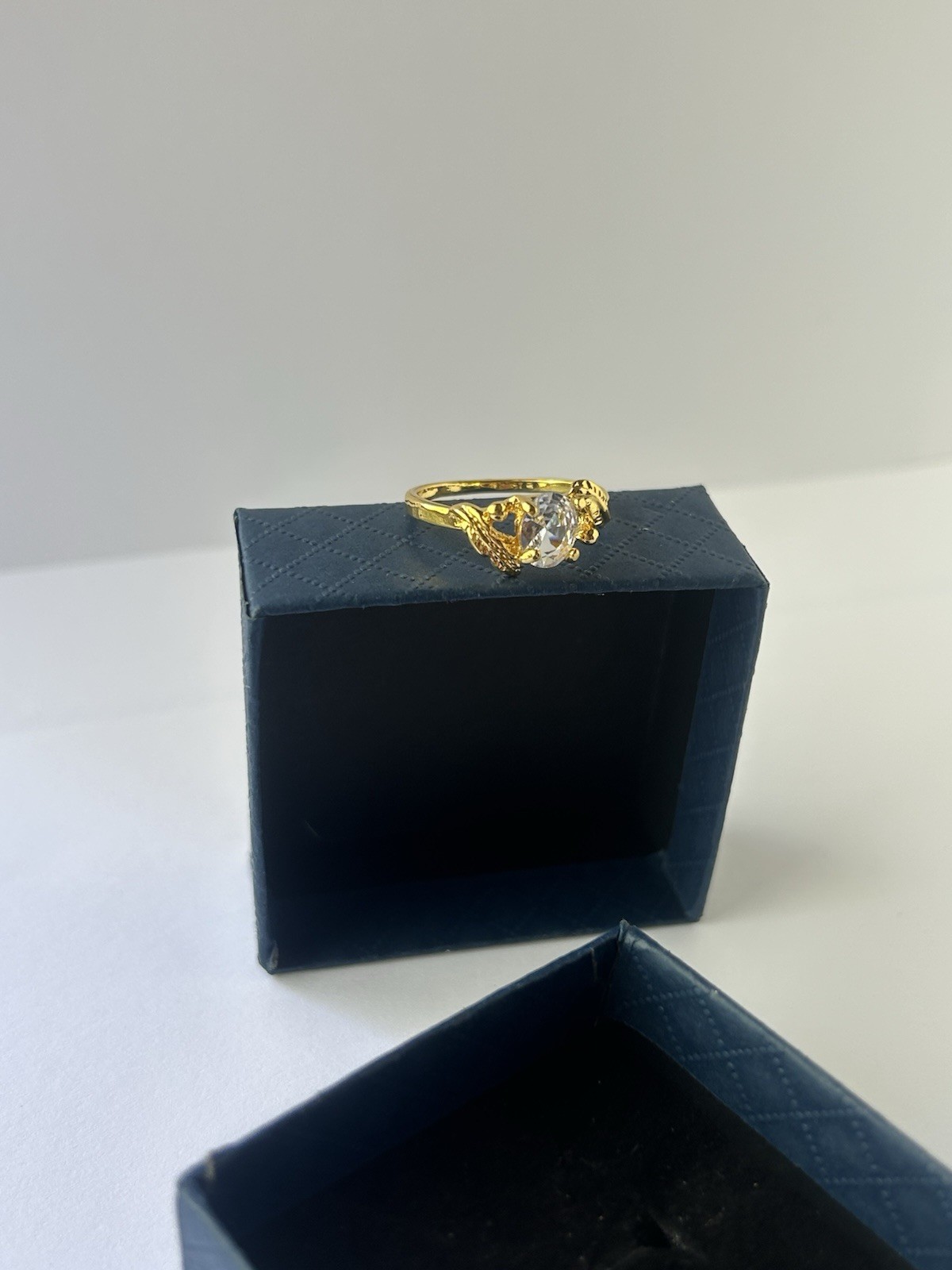 Vintage Clear Cubic Zirconia Ring Gold Plated Womens Size 10