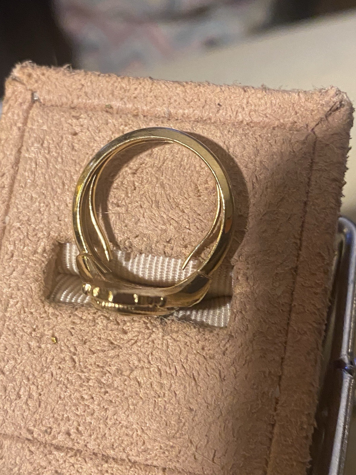 Vintage Avon Kensington Ring Gold Tone Victorian Style Size 6.5 Signed Jewelry