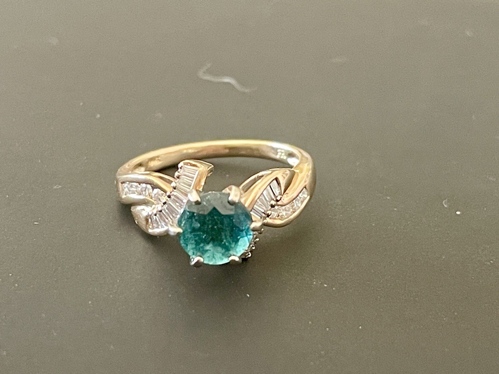 14KT Yellow Gold Turquoise Blue Sapphire and Diamond Ring. Size 7 (S192)