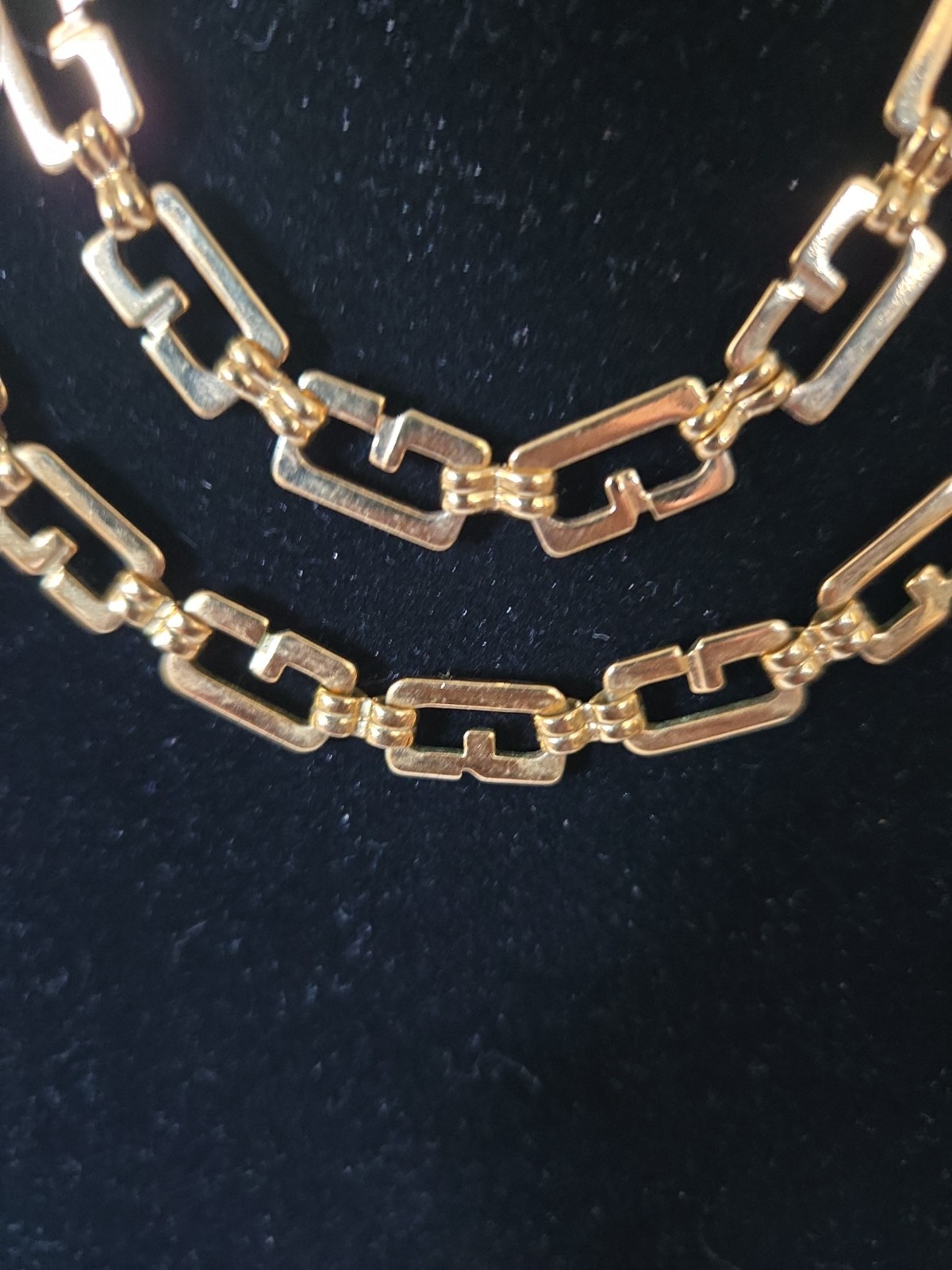 Lot Of 2 Vintage Givenchy Signed Gold Tone G Link Necklaces 16″ 18″