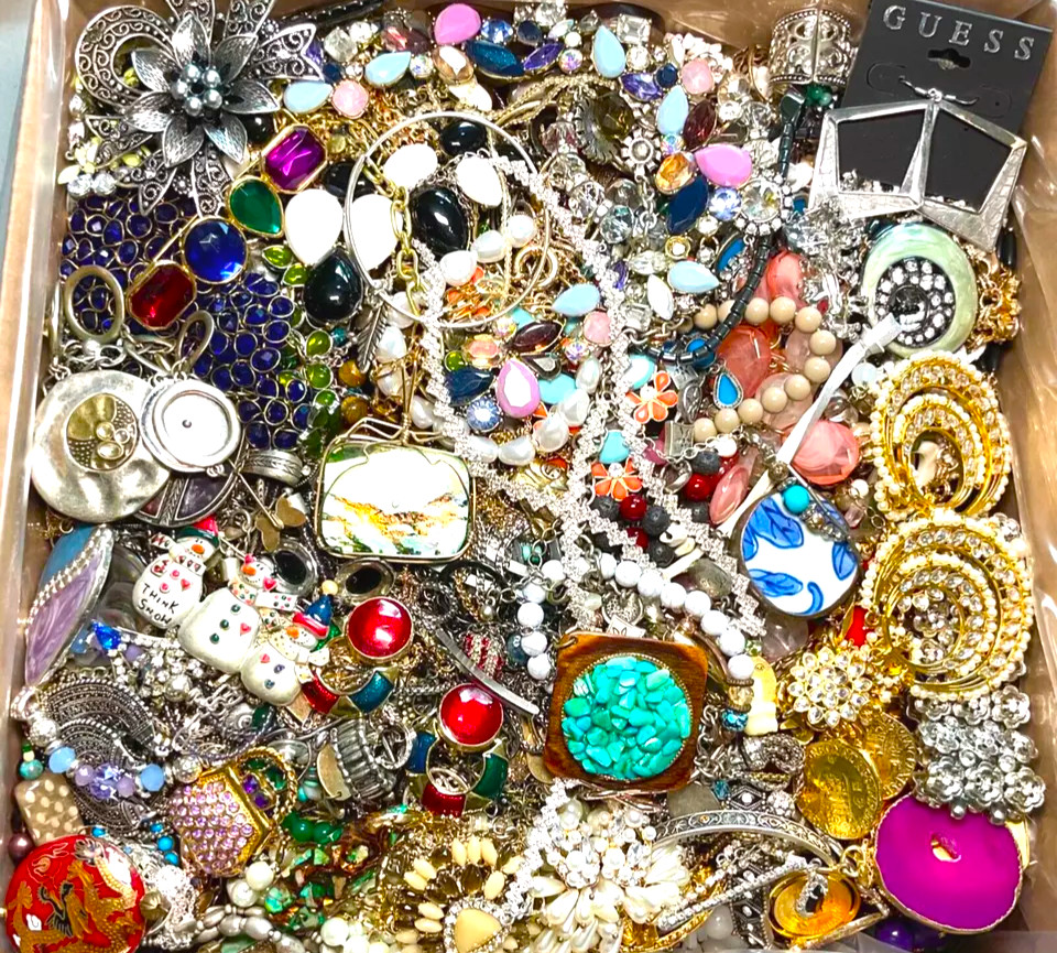 10 Pound Lbs Unsearched Huge Lot Jewelry VTG Vintage Modern Junk & Wear Tangled
