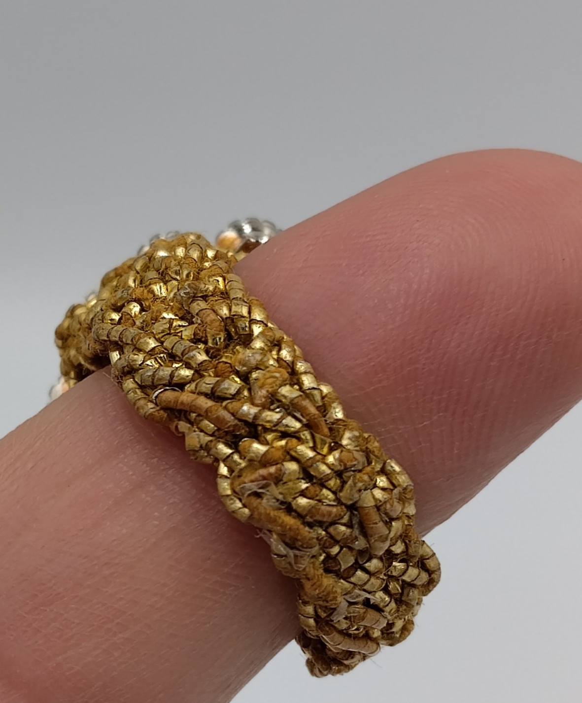 Vintage Dome Ring Green Rhinestone with Woven Stretch Golden Band