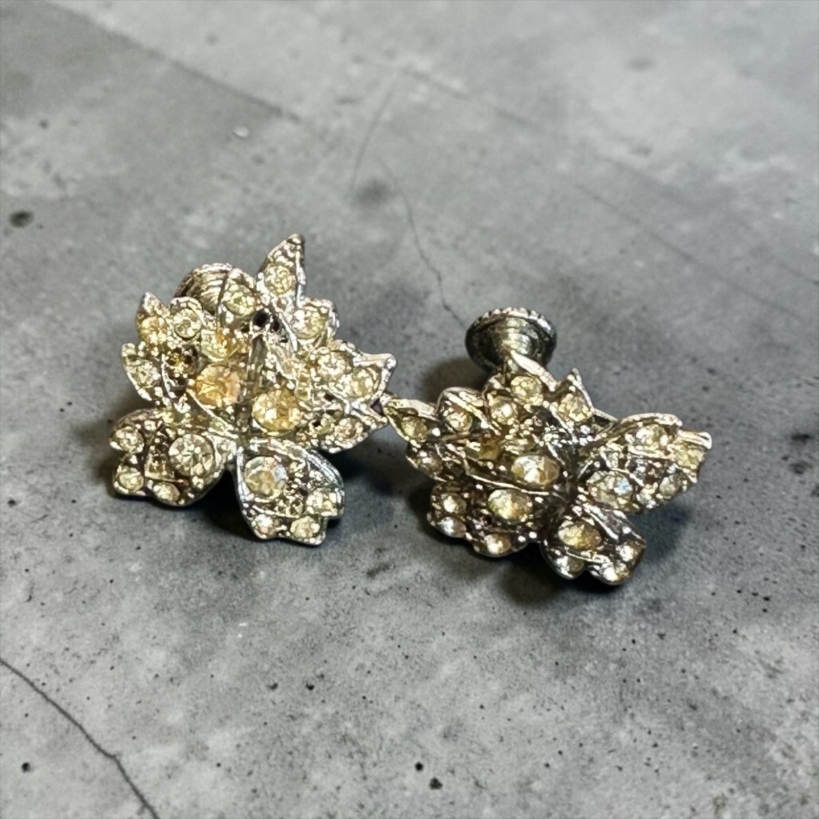 Vintage Silver Tone Rhinestone Maple Leaf Earrings Screw Back