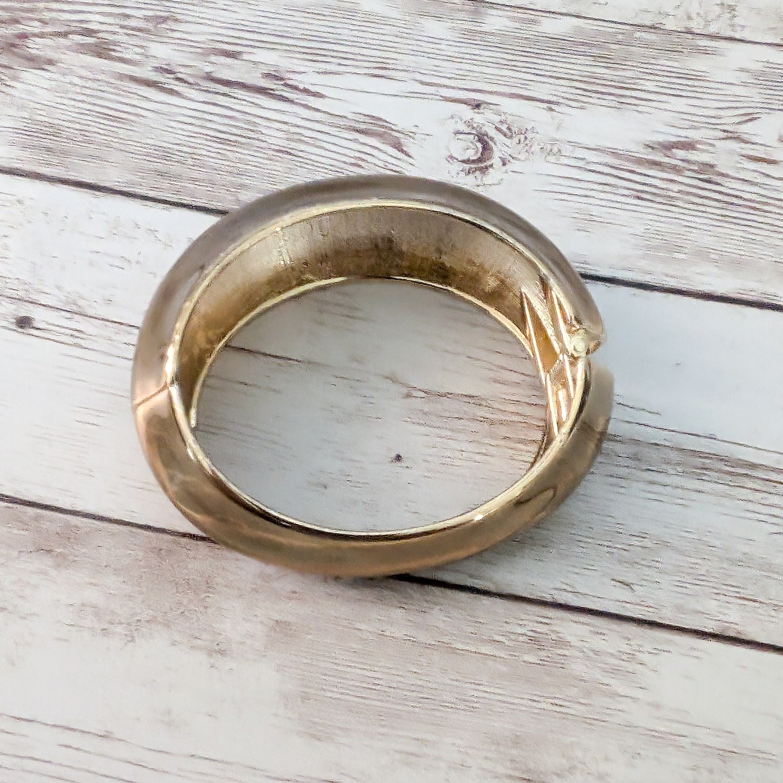 Vintage Hinged Bracelet – Marks and Signs of Wear
