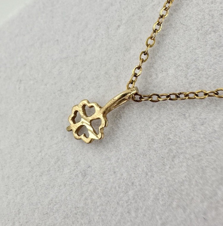 VTG 14k Yellow Gold Solid 4 Leaf Clover Heart Charm Pendant Signed Tiny Read