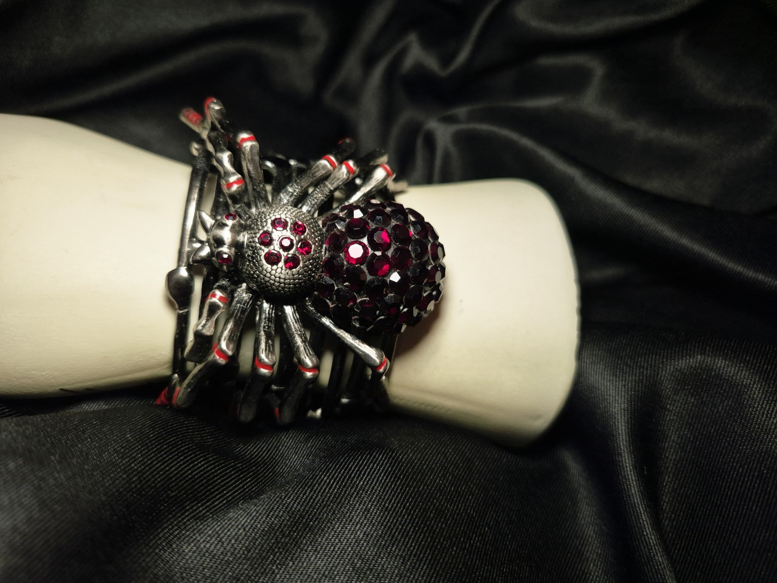Vintage Spider Statement Ruby Red Rhinestones Silver Adjustable Cuff Bracelet