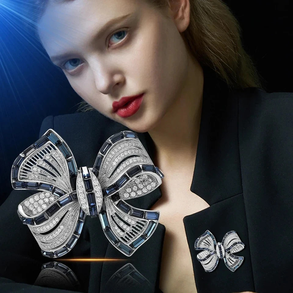 Rhinestone Bow Brooch Pin – Vintage Blue Crystal Lapel Accessory for Women