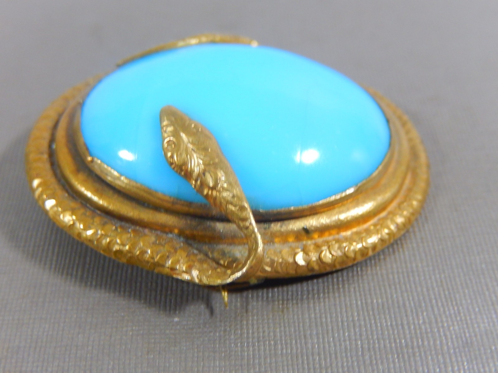 ANTIQUE VICTORIAN BRASS SNAKE LARGE PERSIAN TURQUOISE GLASS CABOCHON BROOCH