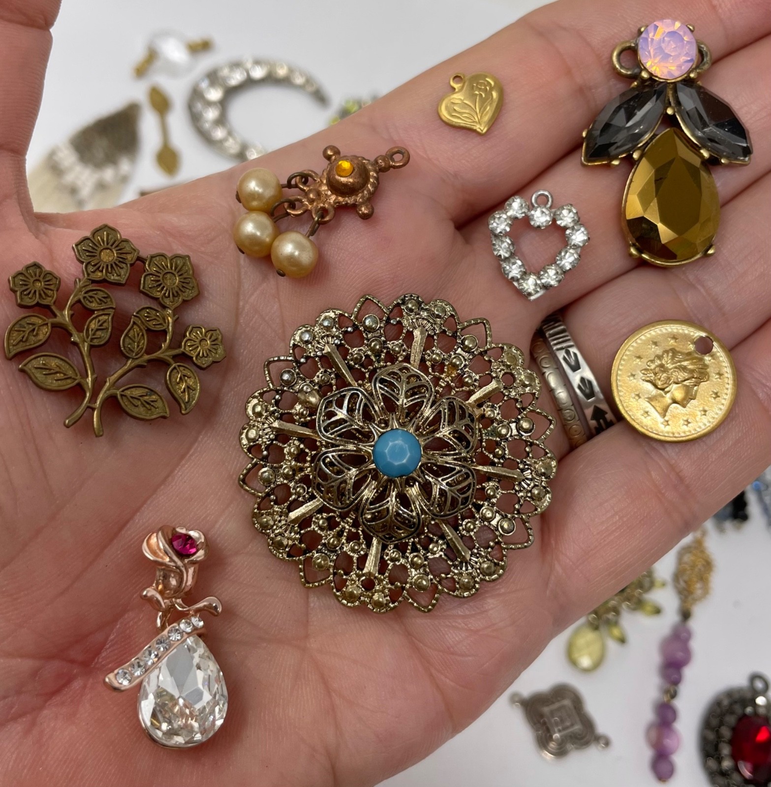 Lot Vtg & Modern Victorian Art Deco Style Pendants Findings Jewelry Craft J1
