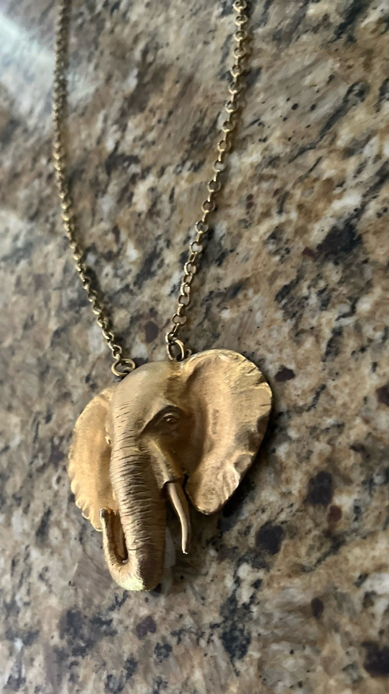 Vintage Signed Napier Large Gold Elephant Head Pendant Chain Link 24” Necklace