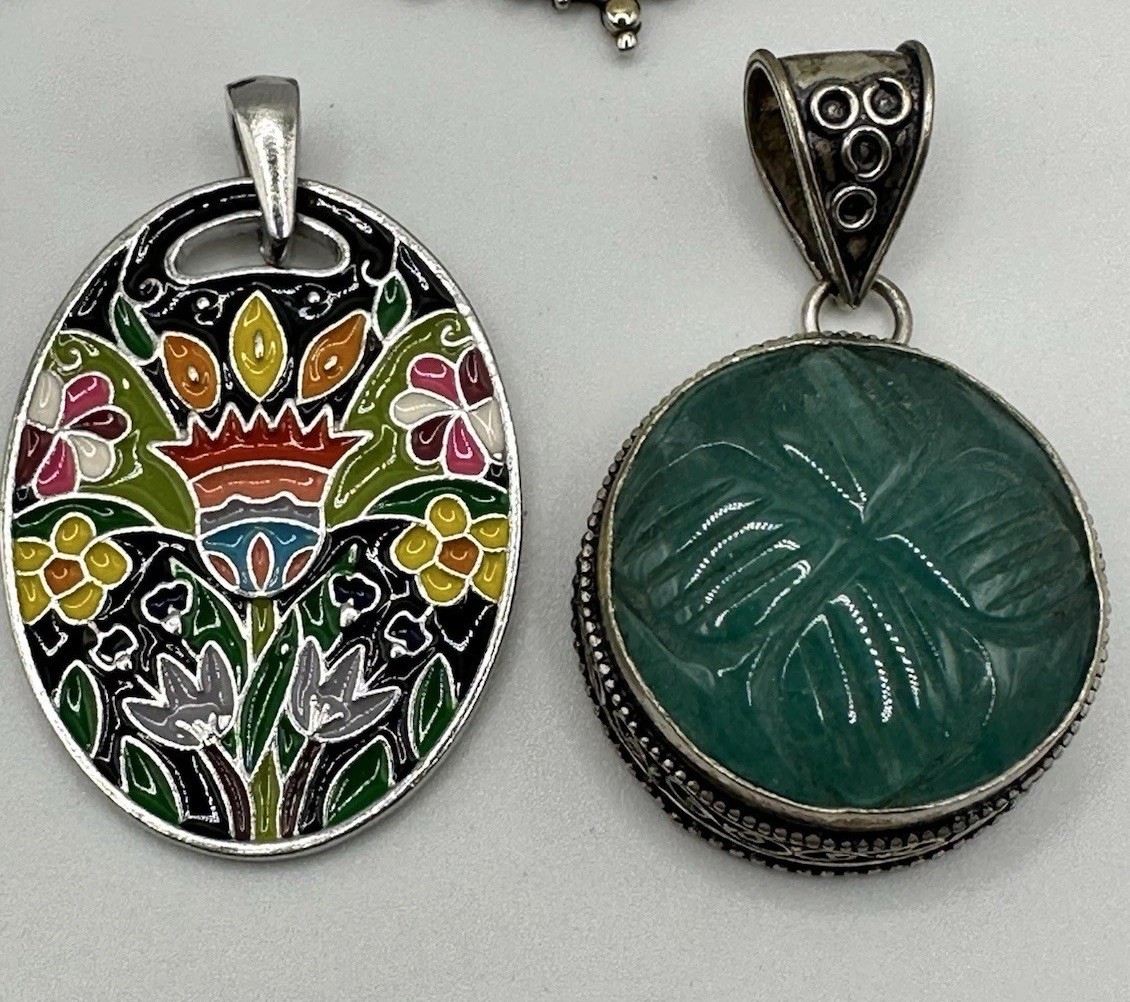 5pc Mixed Lot Silver Tone Metal Pendants, Multicolor