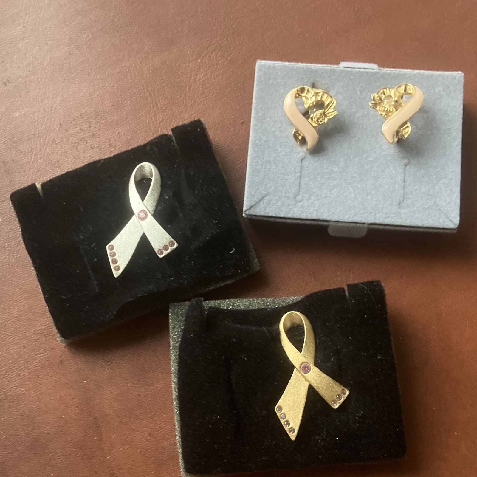 Avon 3pc Ribbon Awareness Lot: 2 Pins/Brooches + Clip-On Earrings, Rhinestone