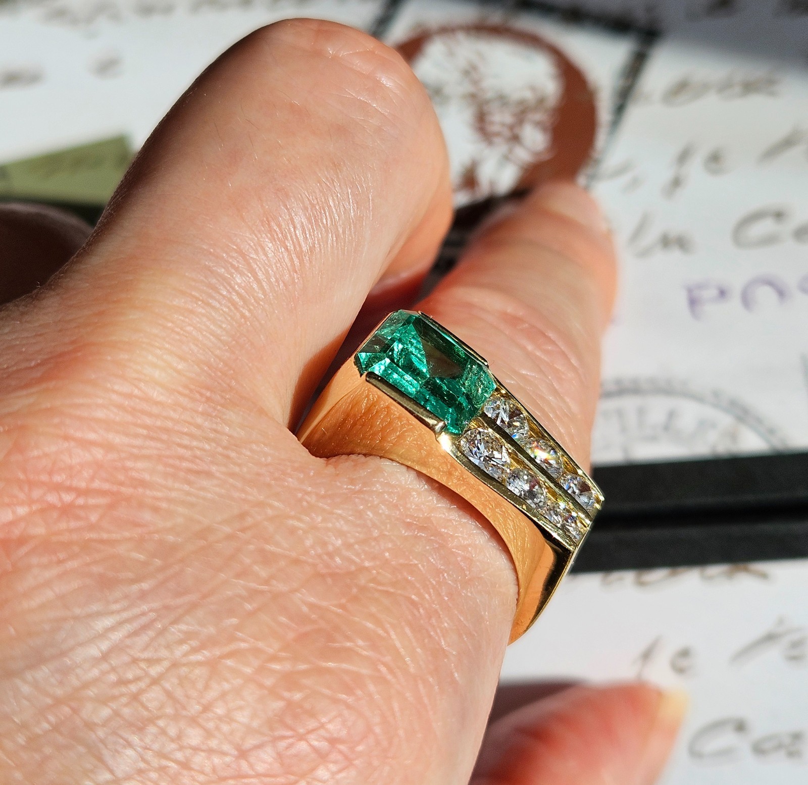 Vintage GIA 4.20ctw Natural Colombian Green Emerald Diamond 18K Yellow Gold Ring
