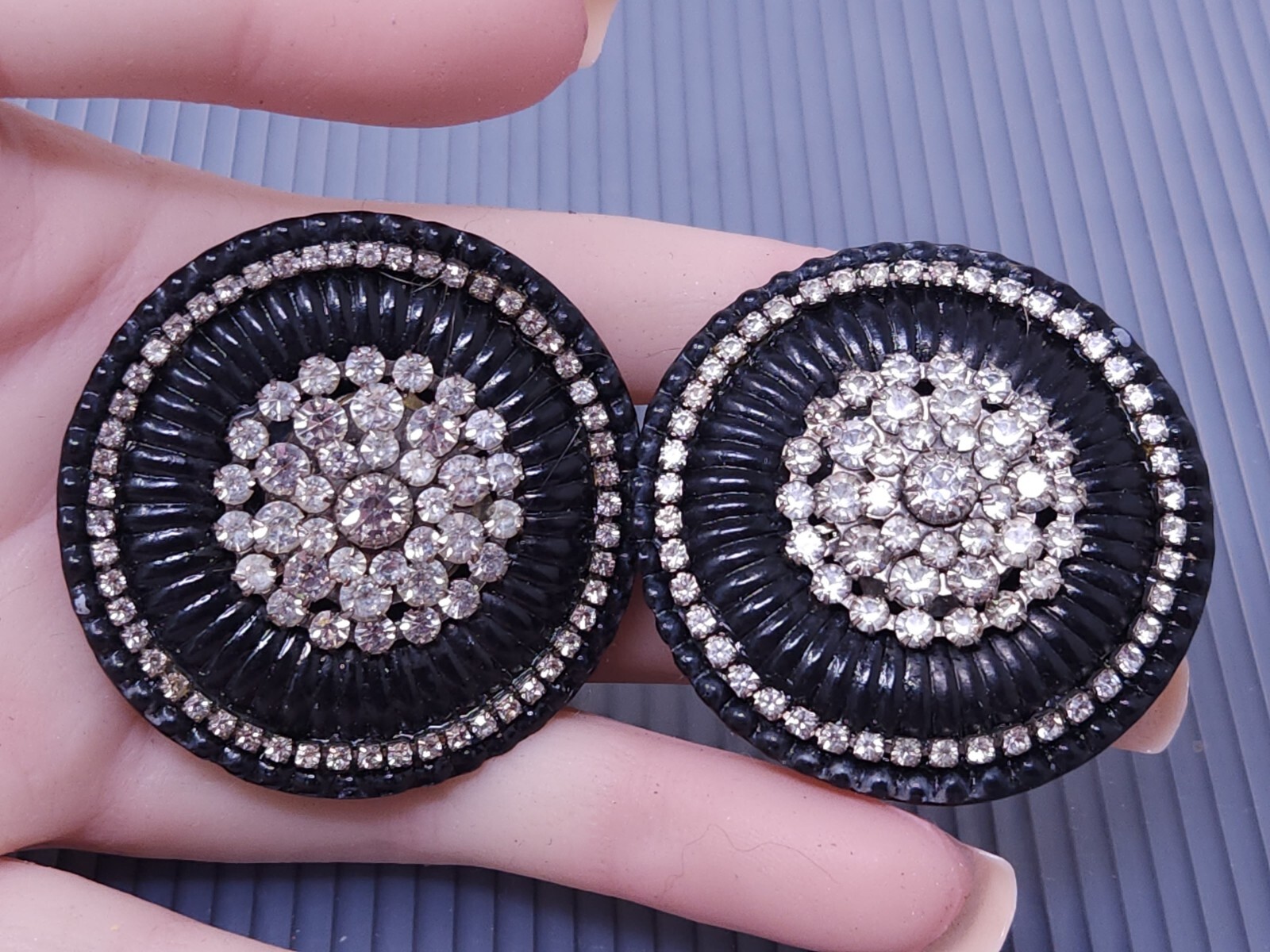 Vintage Jeff Lieb White Rhinestone Black Lucite Round Clip on Earrings