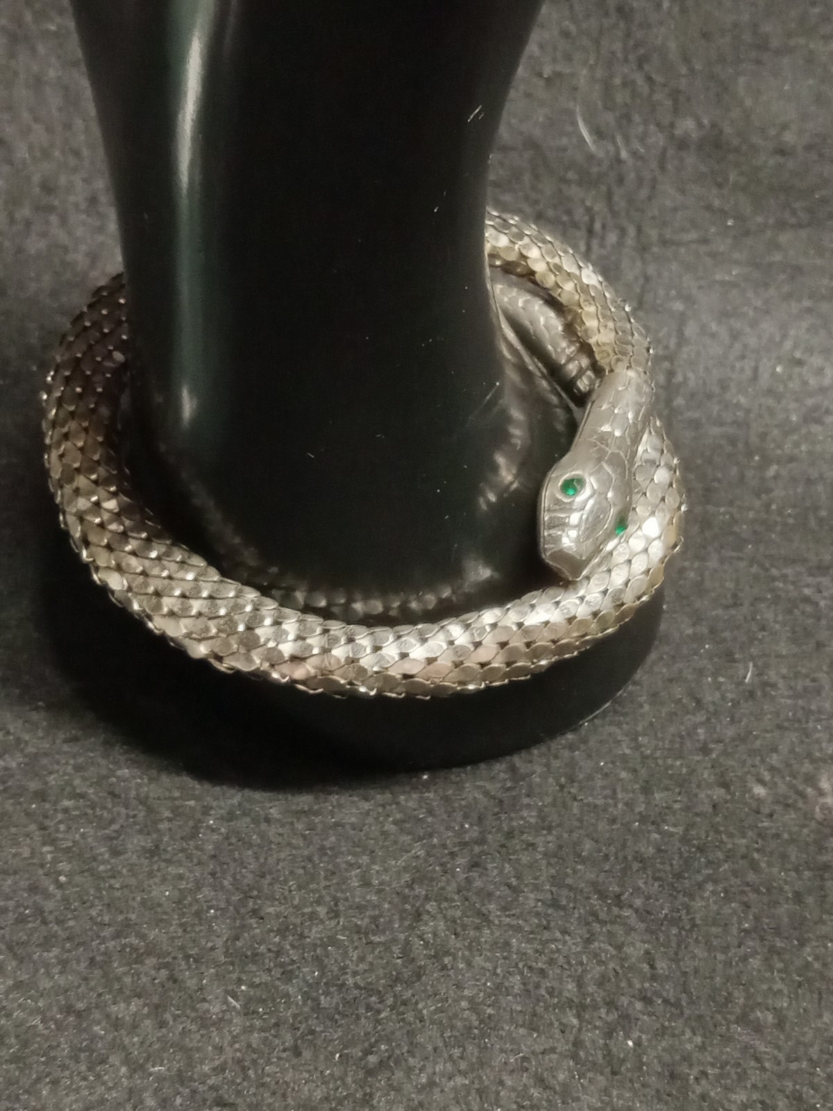 Vtg Silver Tone Snake Serpent Cobra Green Eyes 1 Coil Mesh Wrap Bangle Bracelet