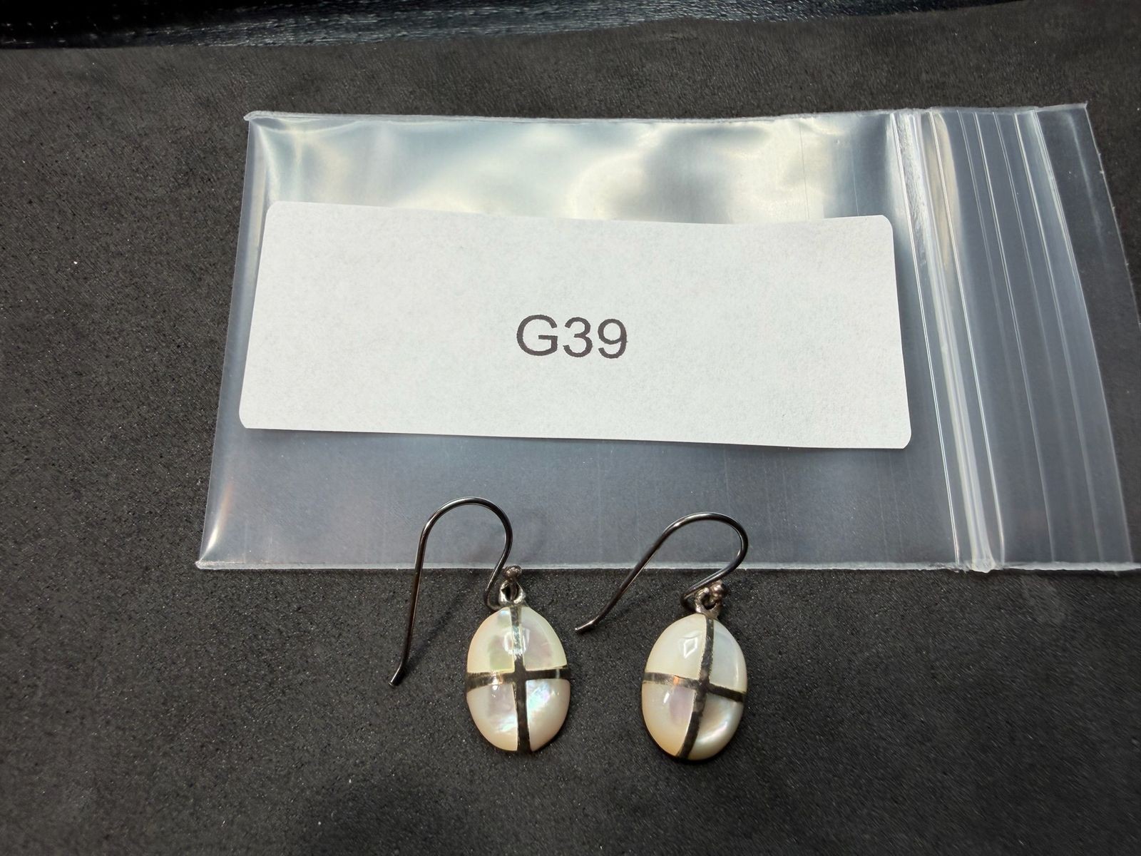 2.77g Vintage Sterling Silver 925 Oval Cross Inlay Drop Dangle Earrings M
