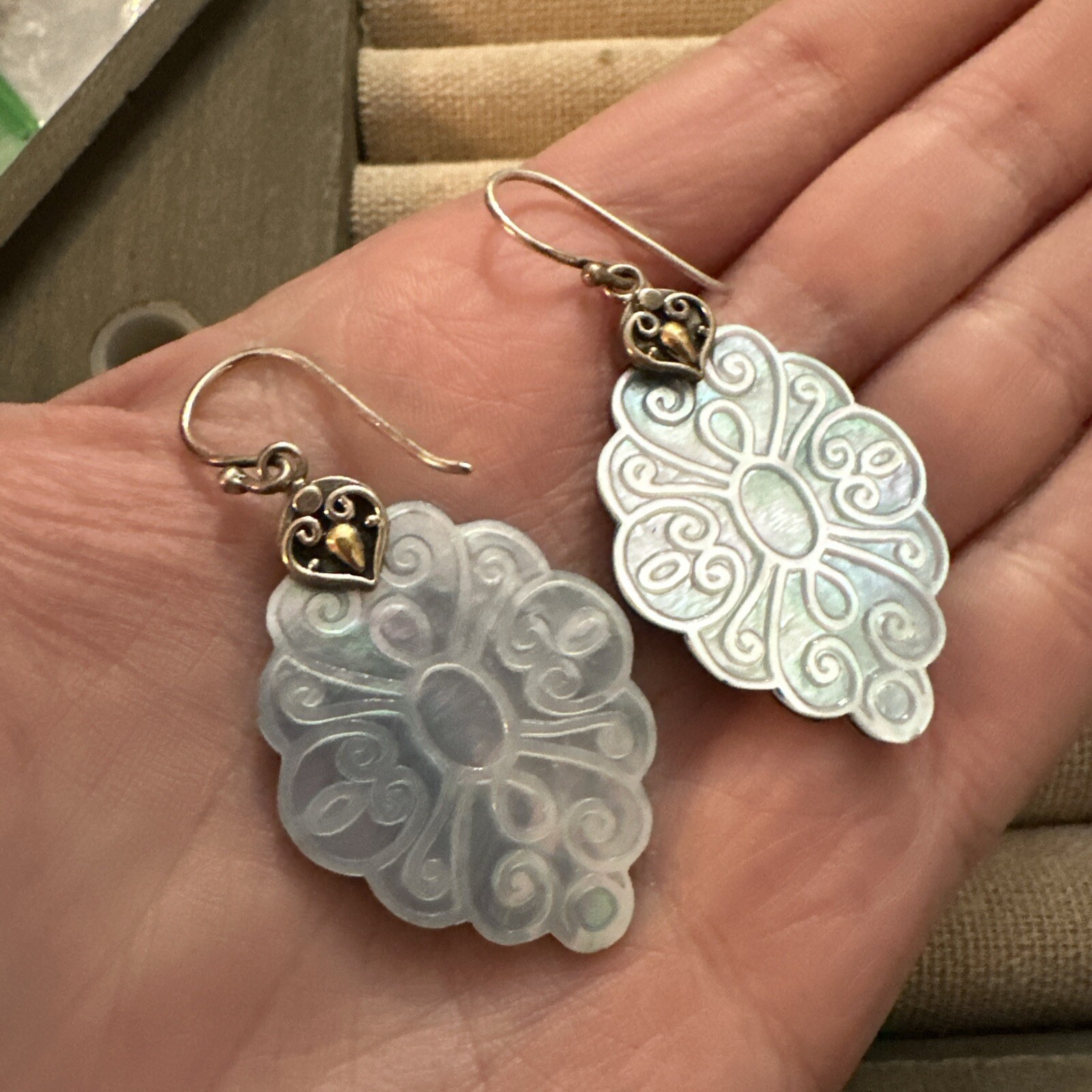 DESIGNER ROBERT MANSE 18K GOLD & STERLING SILVER MOP MOTHER OF PEARL EARRINGS