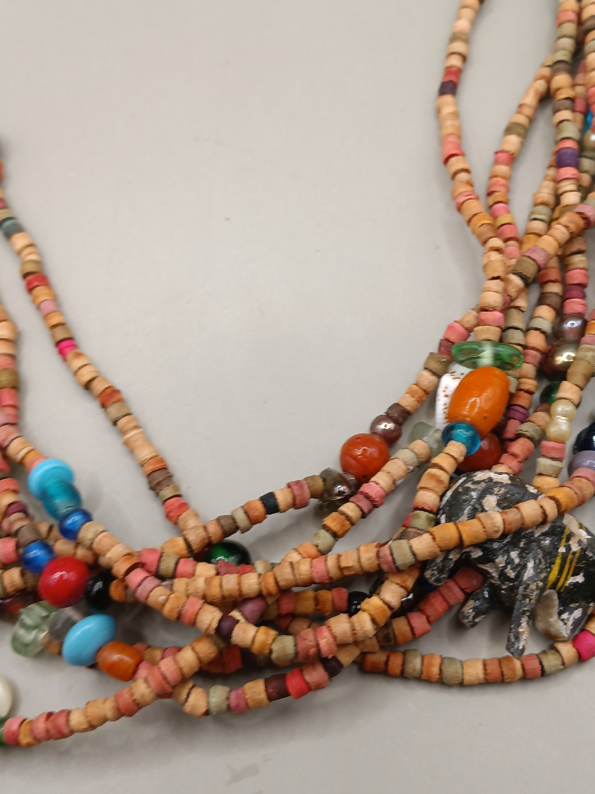 Vtg Wood Beaded Animals Necklace 31.8″