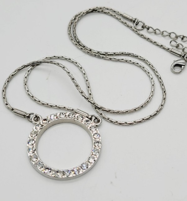 Pendant Necklace Crystal Stunning Silver Tone accent 25 in Round