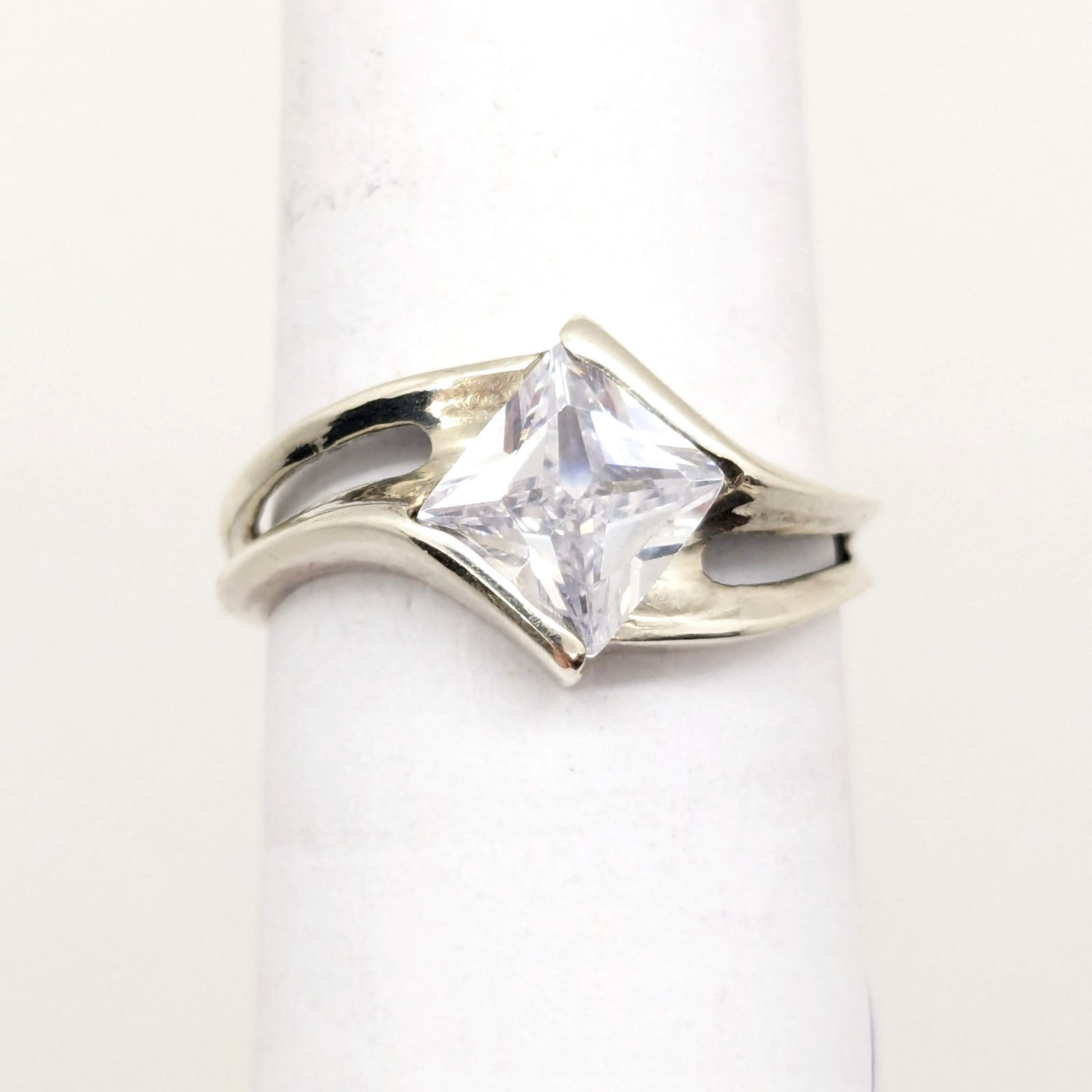 Vintage Elegant RING Silver 925 with Chic Bright Stone -size: 9.25US (19mm)| #25