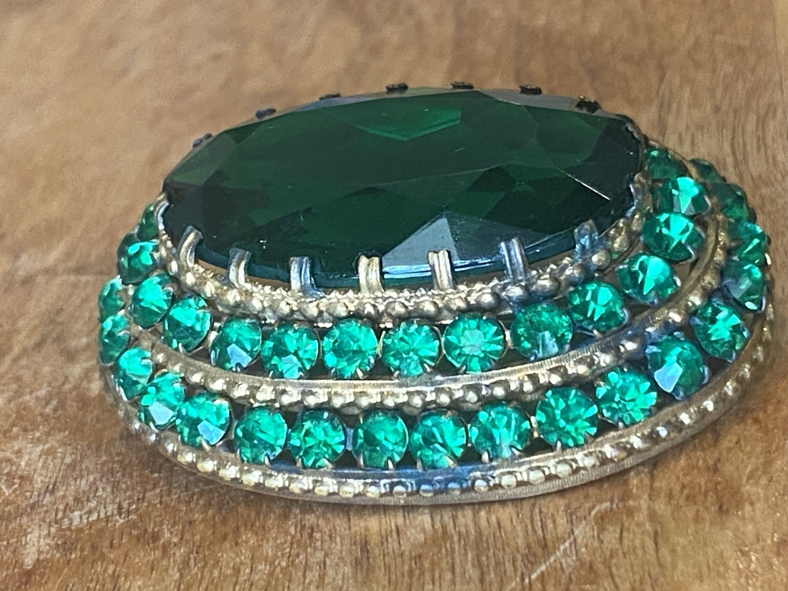 Atq 1920s Czechoslovakian Czech Emerald Green glass Tiered Art Deco brooch Pin