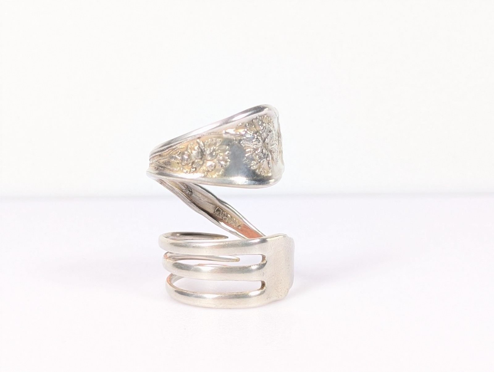 Vtg Silver-Plated William Rogers Oneida Fork Ring Floral Full Bypass Wrap Ring