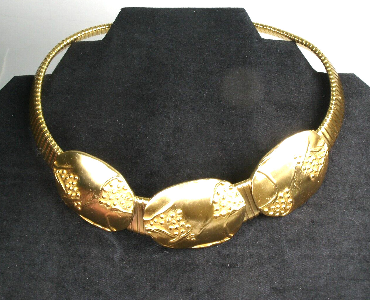 Vintage KJL Kenneth Jay Lane Gold Tone Statement Choker Necklace Chunky Unusual