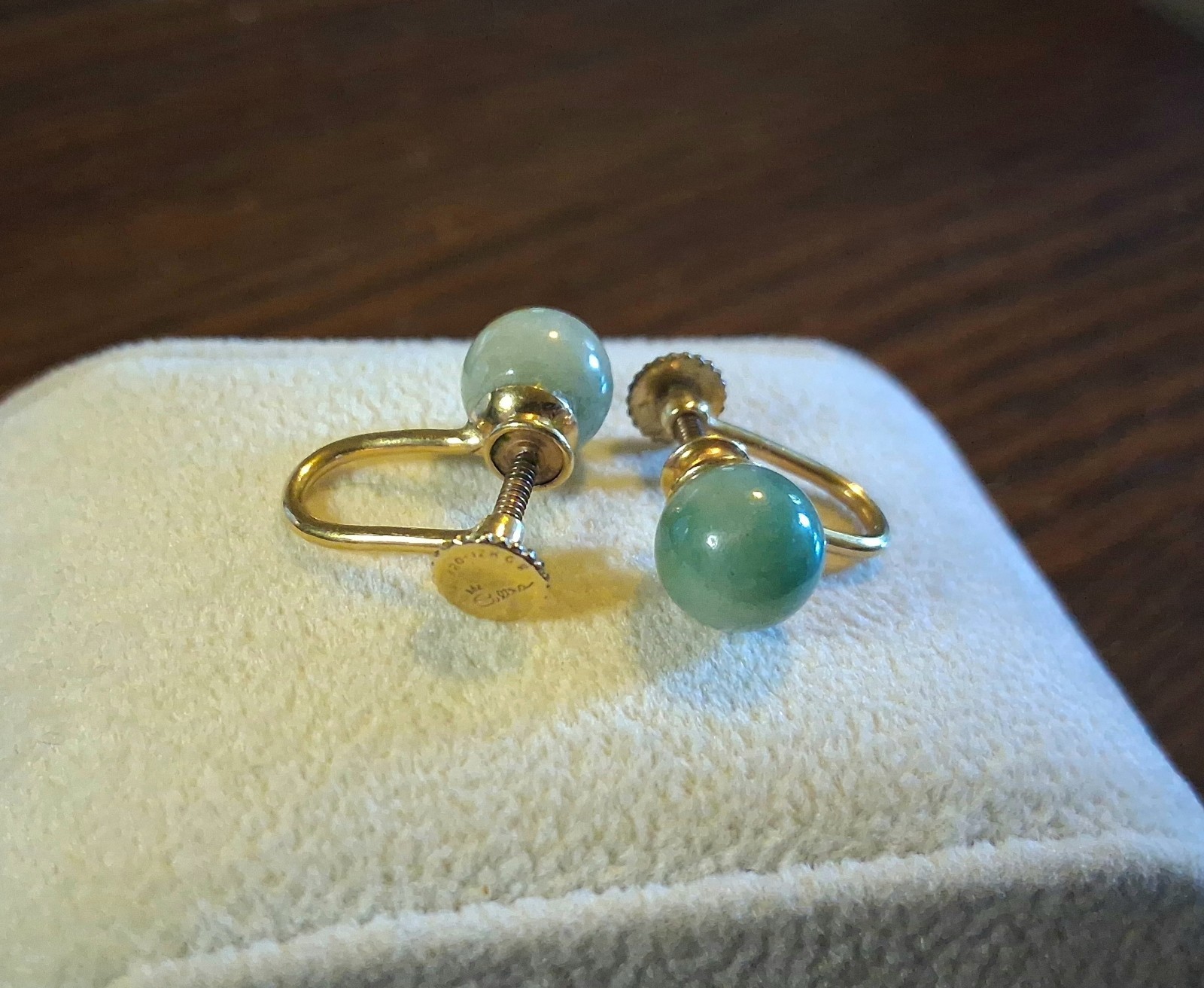 Vintage Cultra 8mm Jade(?) Sphere Gold Filled Screwback Earrings See Pics/Descri