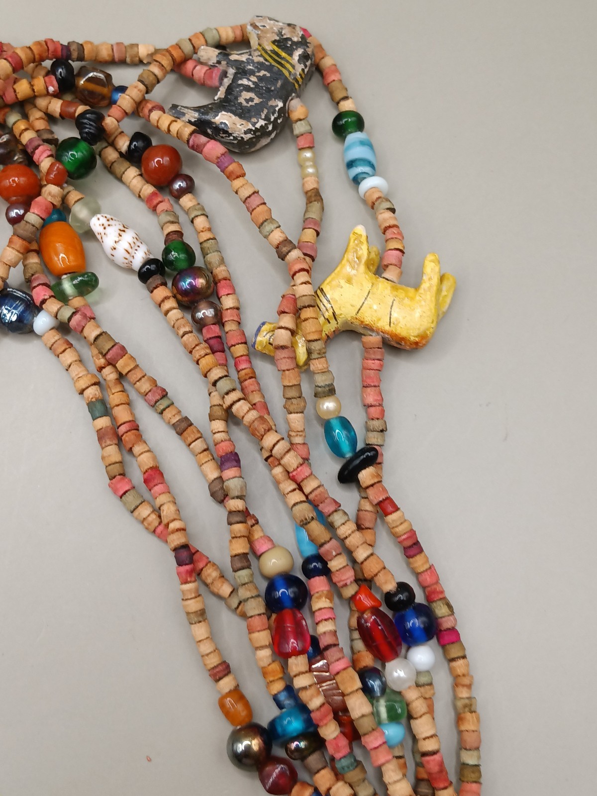 Vtg Wood Beaded Animals Necklace 31.8″