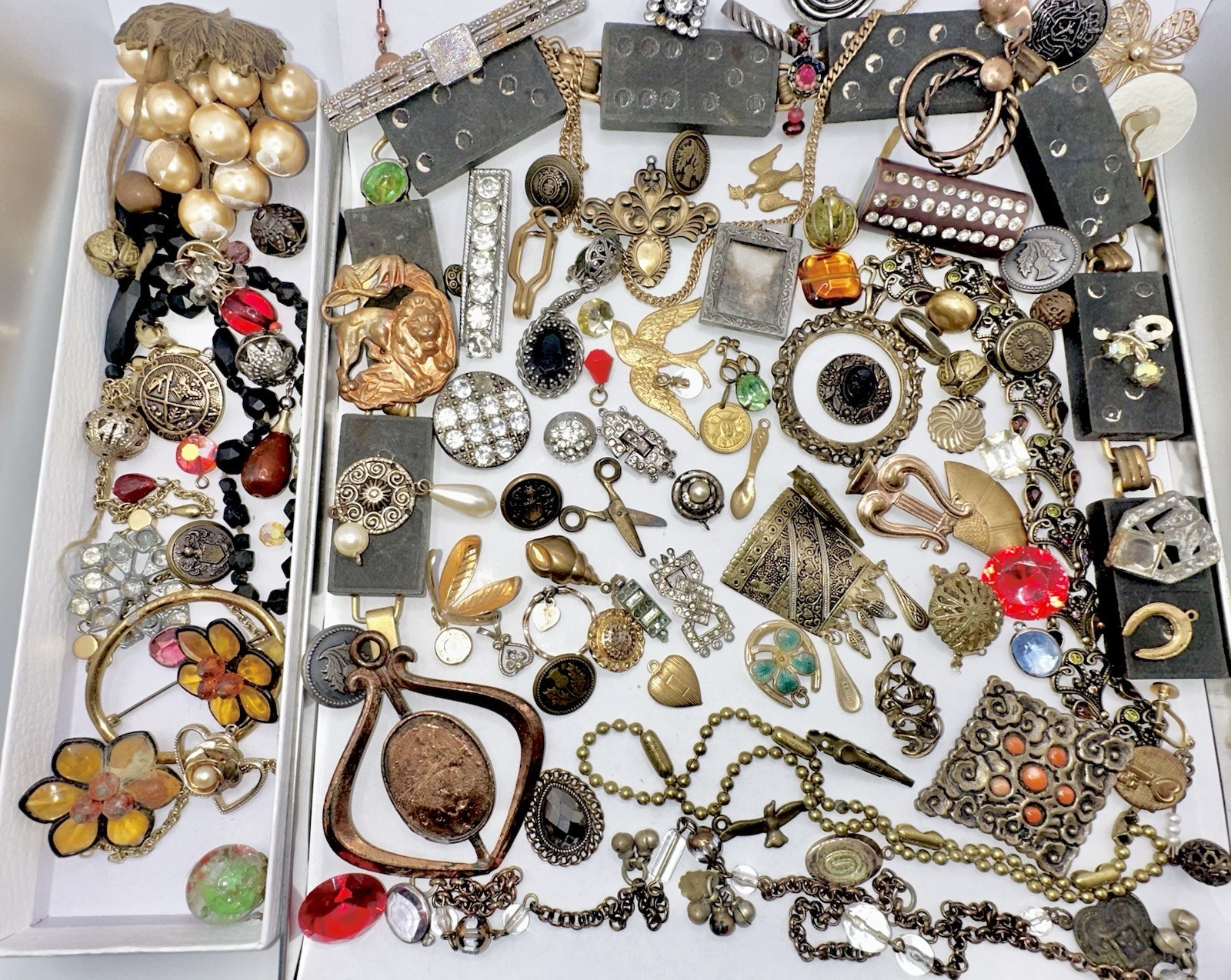 Antique VTG Harvest Jewelry Clasps Charms Brooch Pendants Buttons Repurpose Read