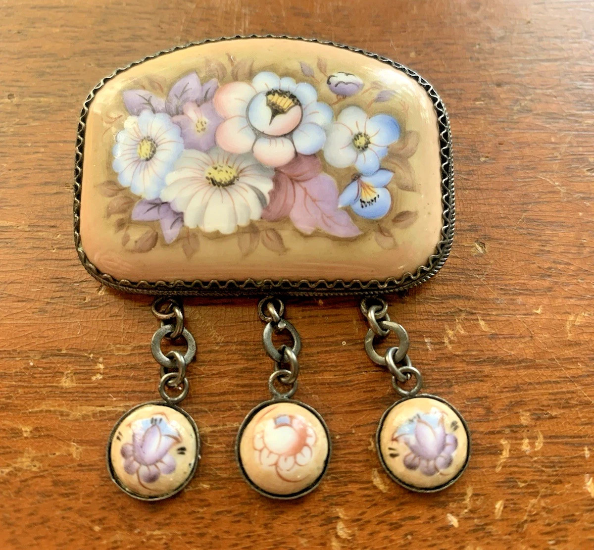 Vintage Fedoskino Cold Painted Enamel Pastel Flowers 3 Dangling Flowers Brooch
