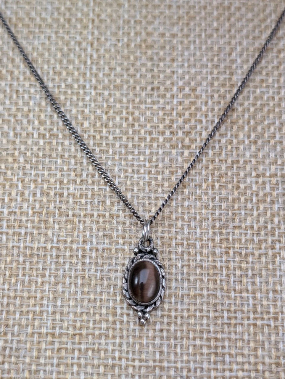 Dainty Vintage Sterling Silver 925 Tiger’s Eye Pendant Necklace