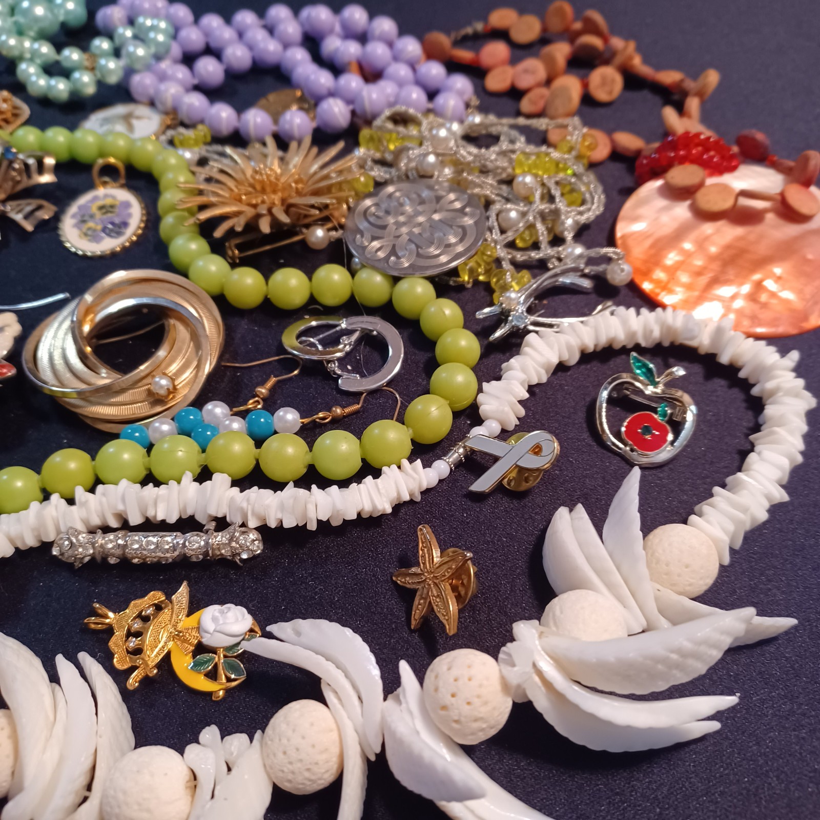 Estate 1 lb. of Mixed Jewelry Lot Vintage-Modern – Good Condition