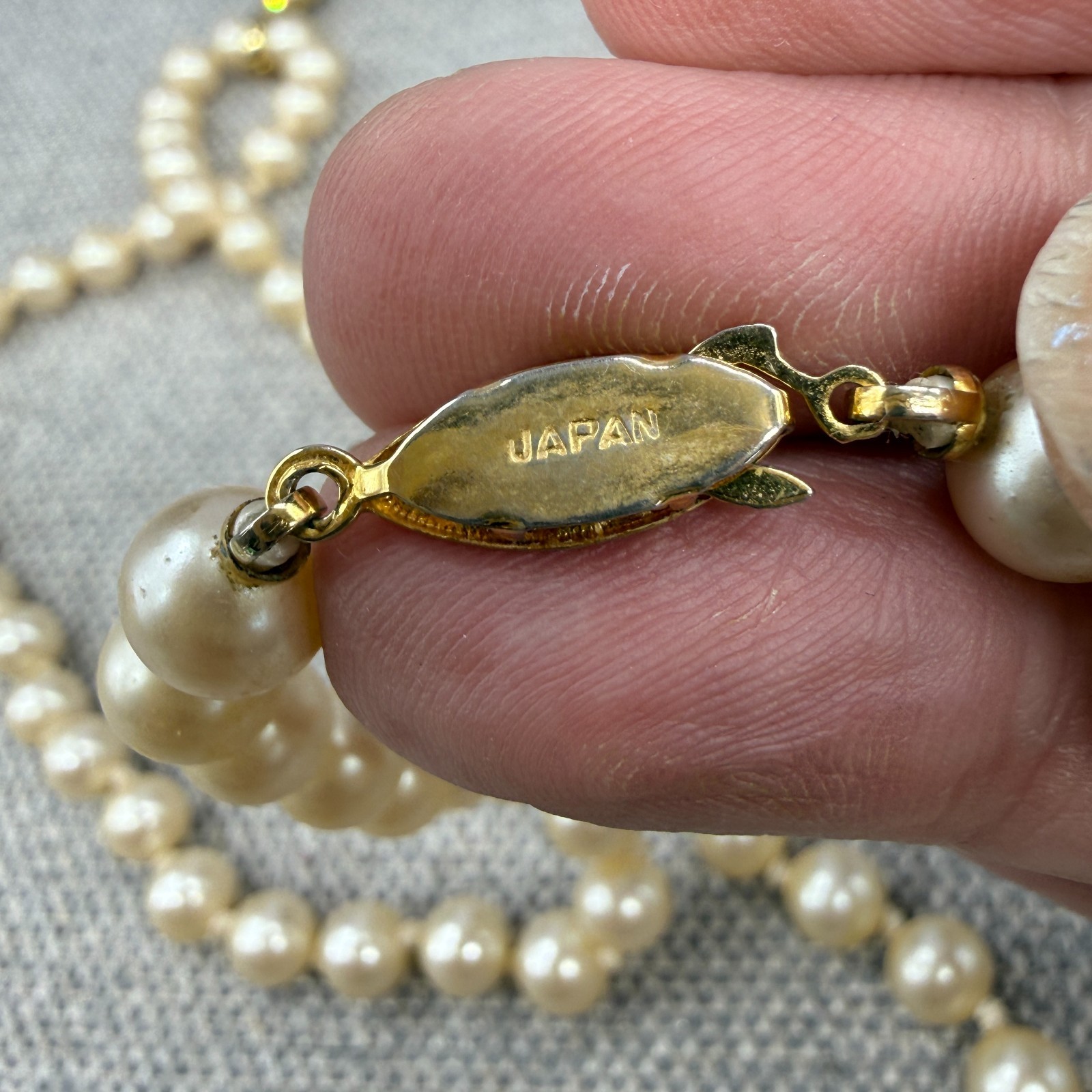 Vintage Pearl Necklace Cream Approximately 6 mm 22 Inches Rhinestone Pendant