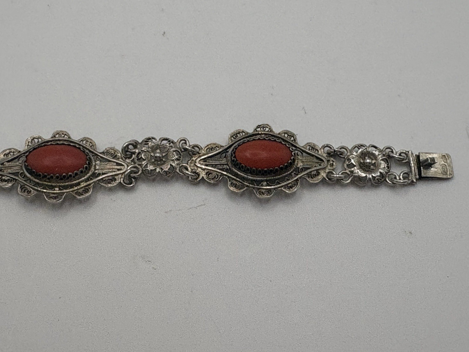 Antique 800 Silver Filigree Bracelet with Coral Cabochons 7 1/2″ Signed Etruscan
