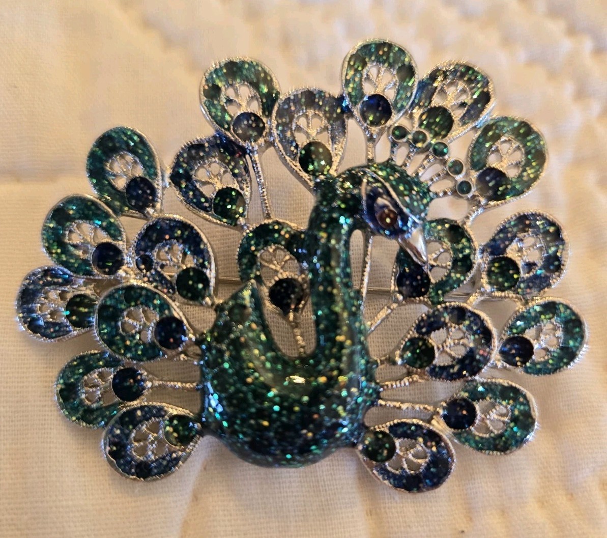 PEACOCK Brooch silver-tone & enamel 2 1/4″ x 1 1/2″ Bird Costume Glitter Jewelry