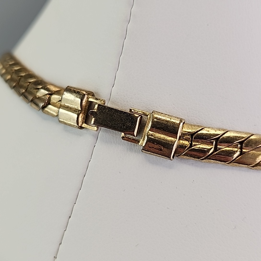 Vintage Chain Tassel Necklace Herringbone Gold Tone Floating Buckle Pendant 15.5