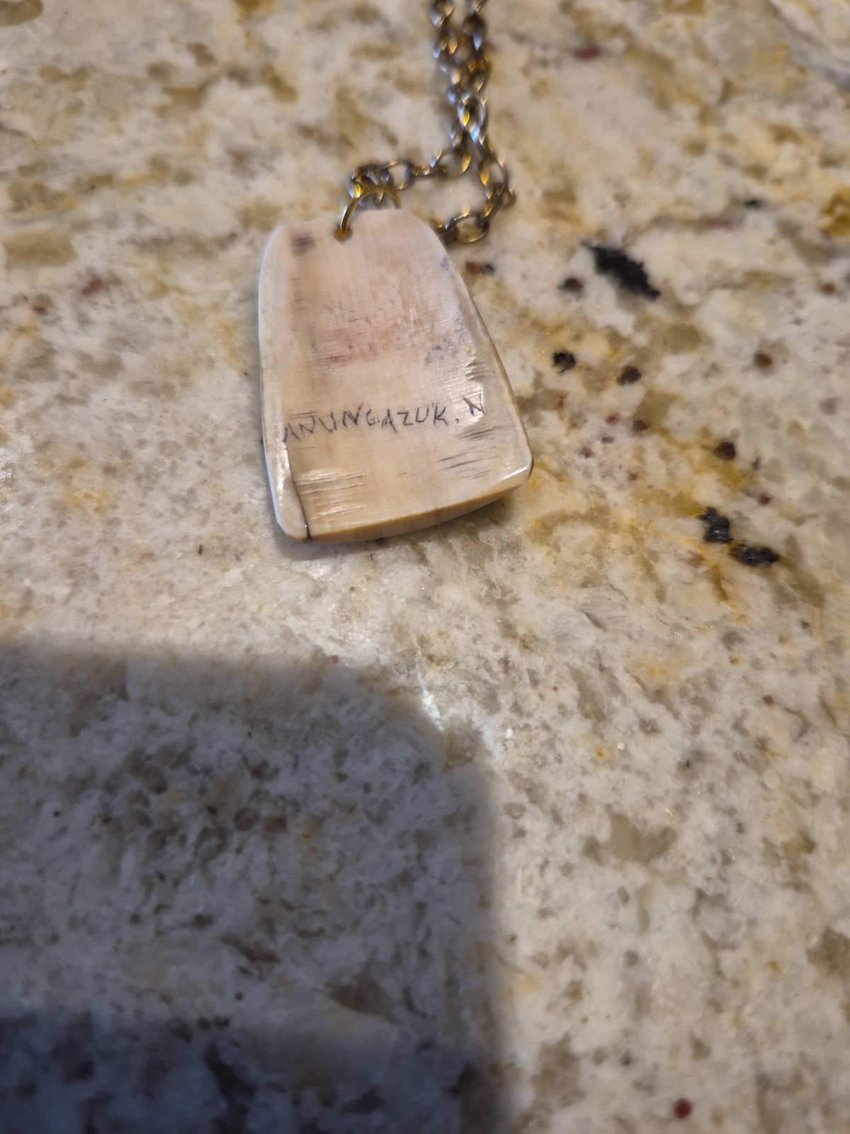 Aninsazuk Carved pendant:Inuit scrimshaw engraving, handcrafted