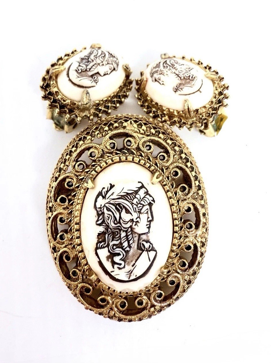 FLORENZA Ornate Cameo Brooch & Earrings Demi Signed Vintage Jewelry