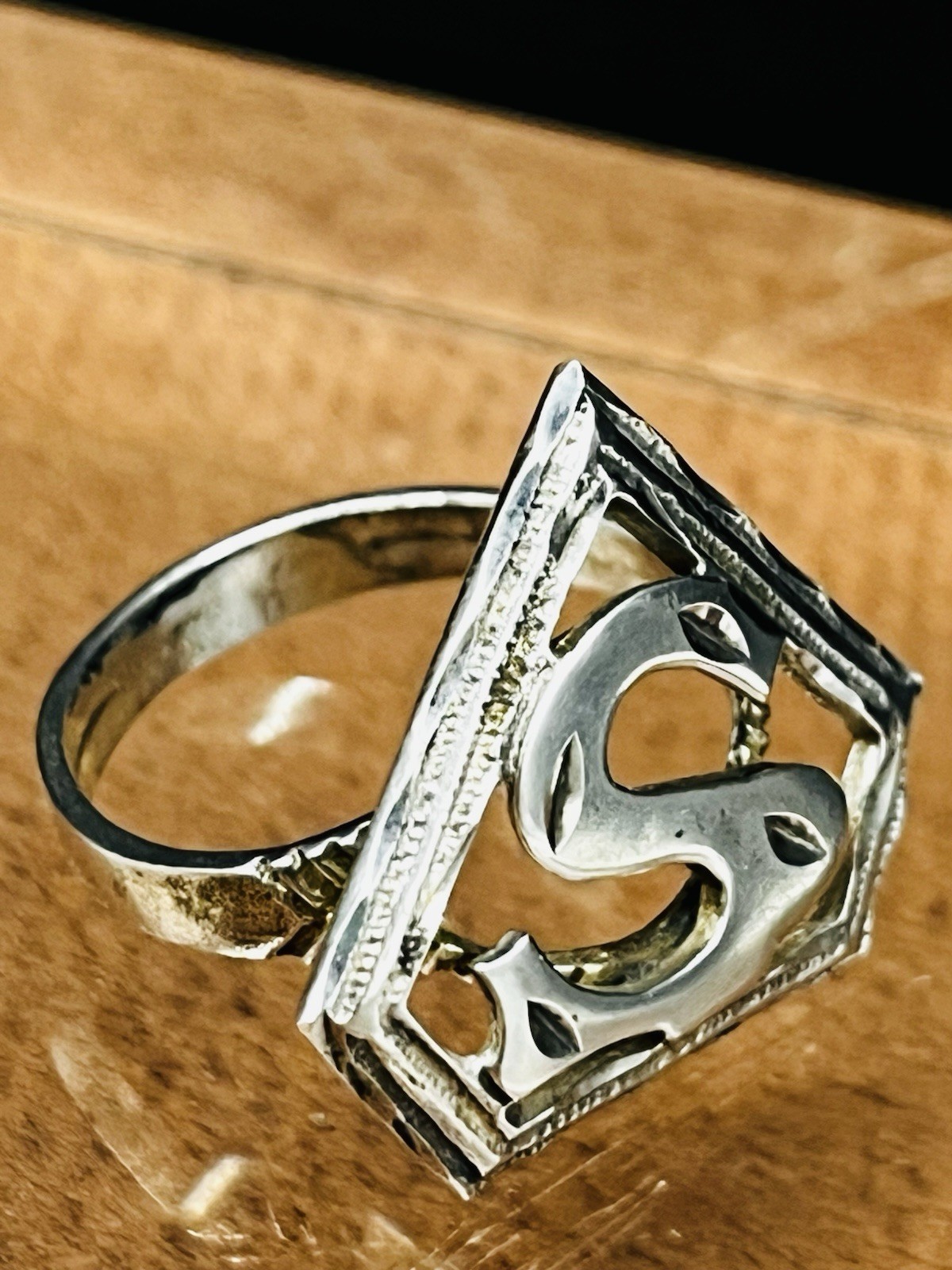 Comics Superman Symbol Open Work VTG. SIGNET Sterling Silver Ring SZ 6.5 Unisex